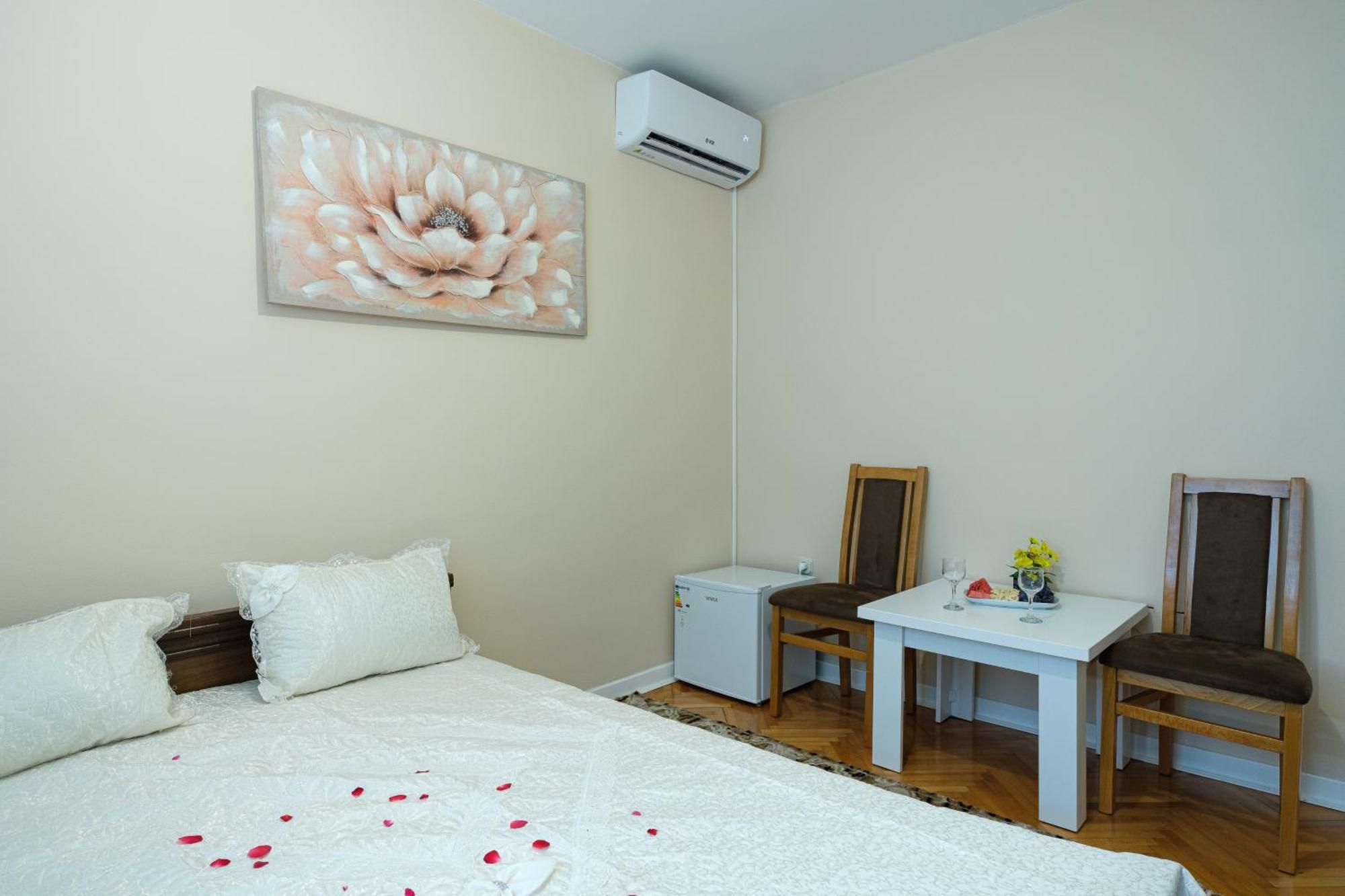 Evergreen Apartments วิโซโค ภายนอก รูปภาพ