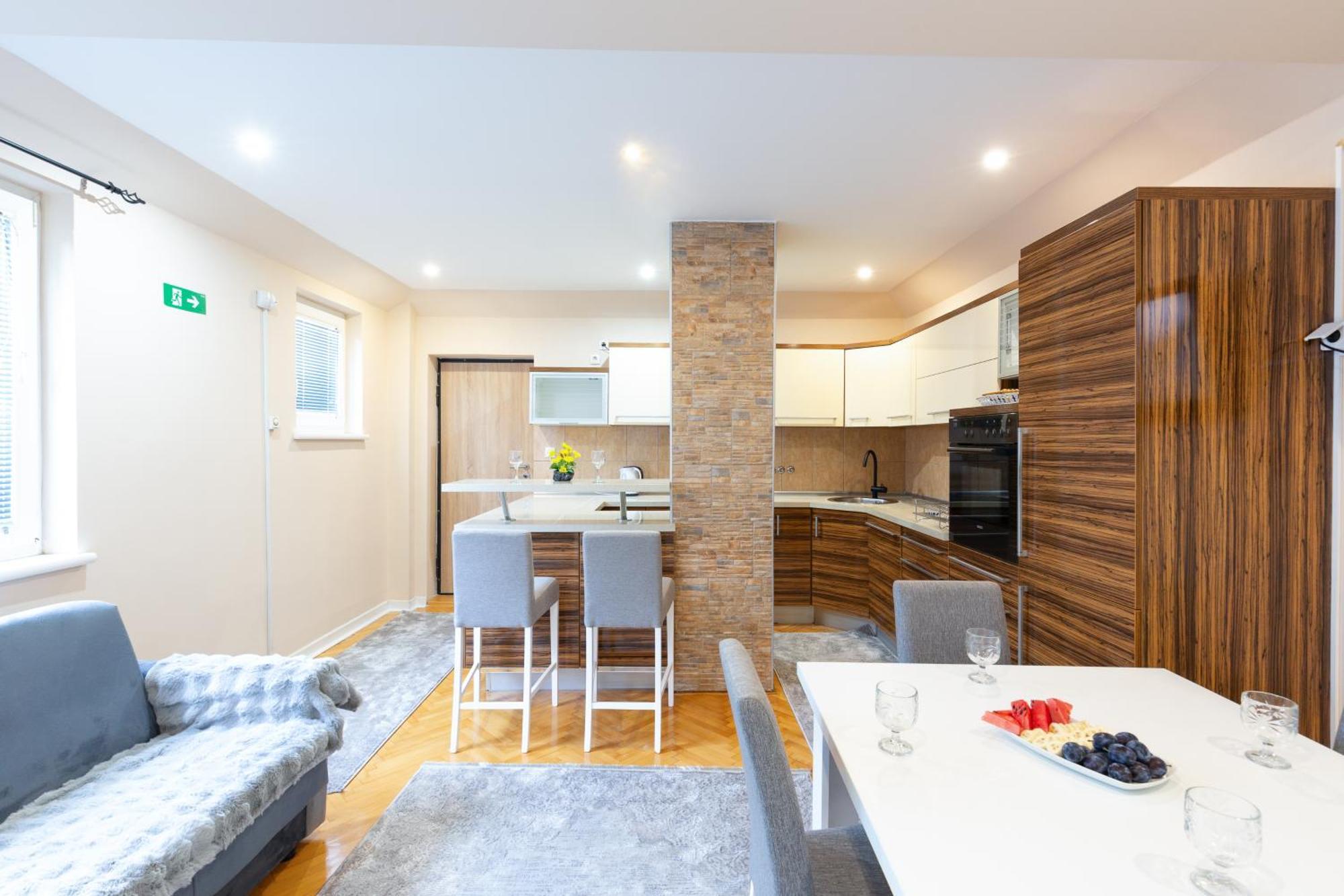 Evergreen Apartments วิโซโค ภายนอก รูปภาพ